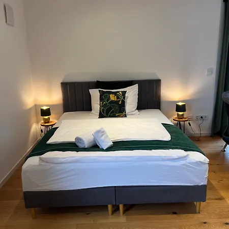 Deluxe Mit Terrasse *